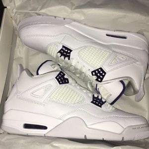 Air Jordan 4 Retro